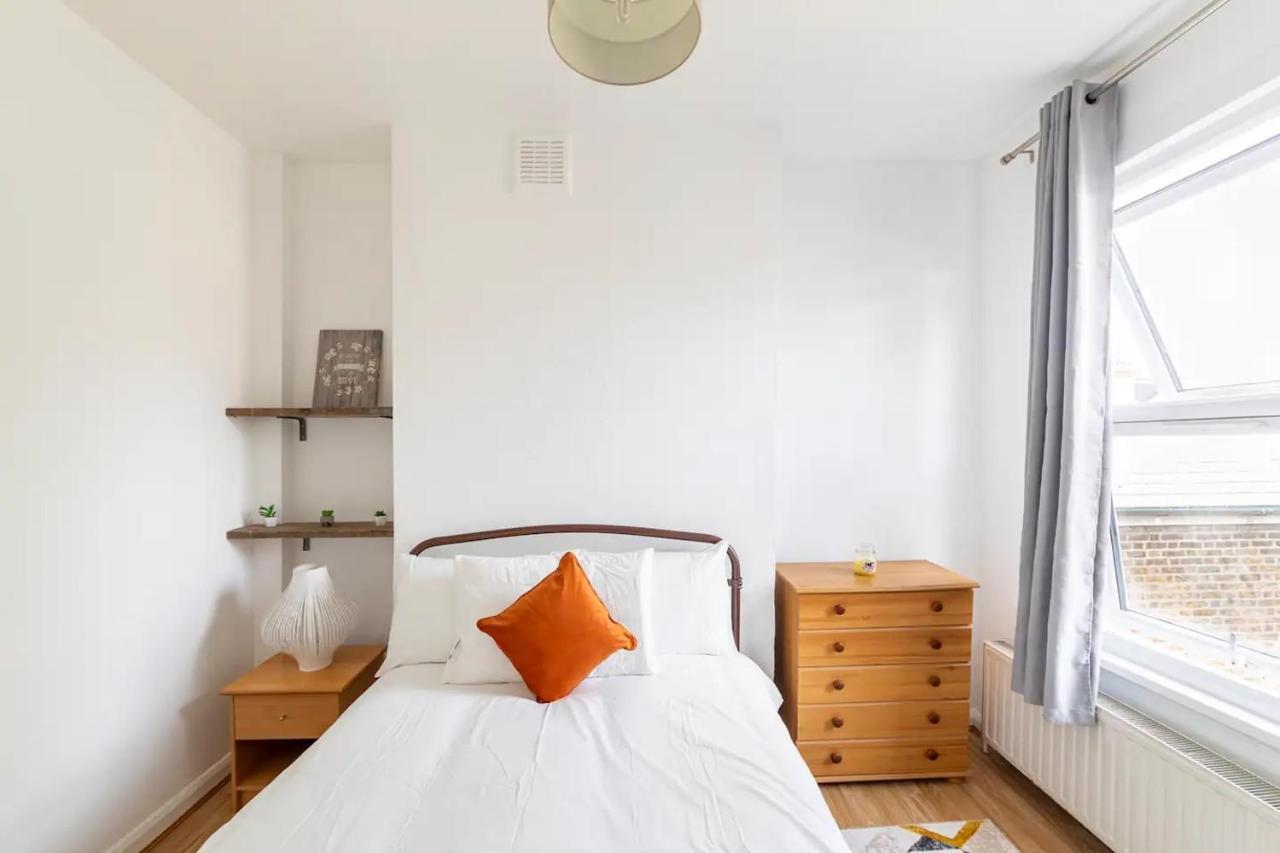 Large, Bright And Spacious 3 Bed Flat In London Eksteriør bilde
