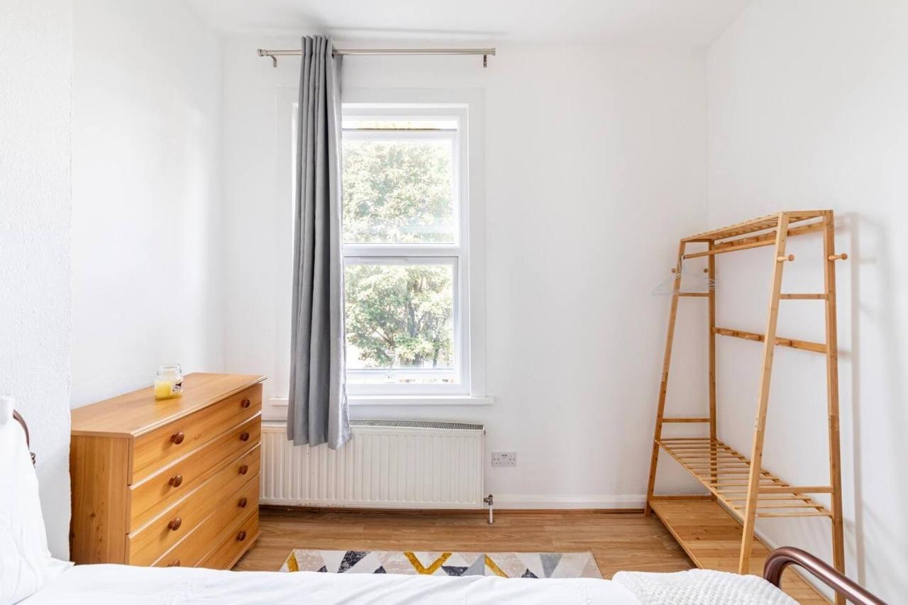 Large, Bright And Spacious 3 Bed Flat In London Eksteriør bilde